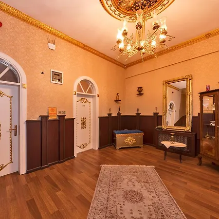 Beyaz Kosk Hotel 2*