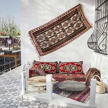 فندق بياز كوسك 2*